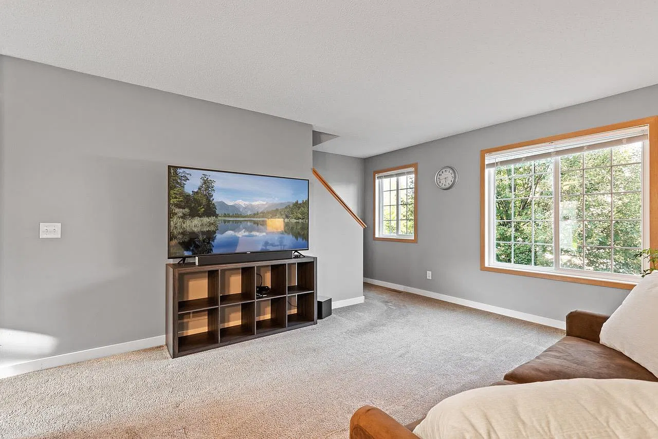 15515 Foghorn Ln — Photo 4