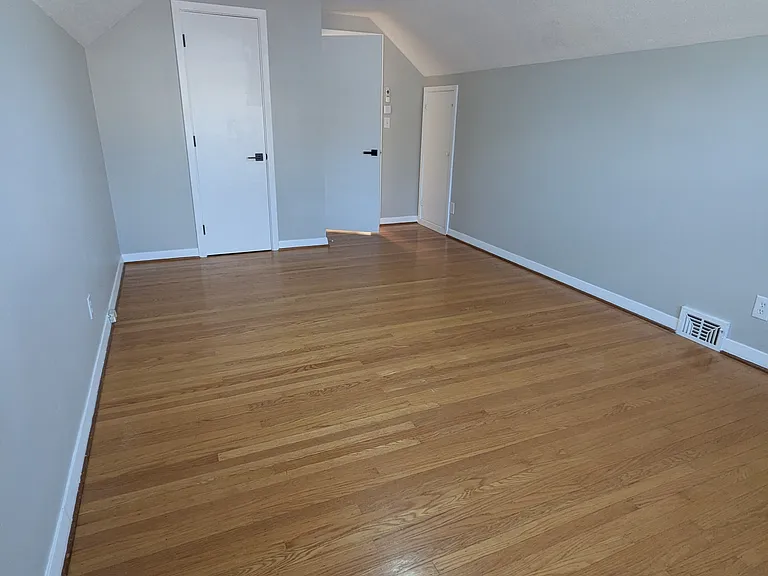 9709 Lyric Ln — Photo 27