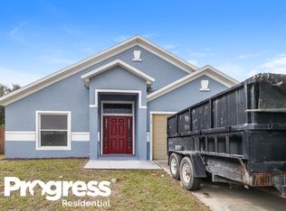 4114 Waltham Forest Dr, Tavares, FL 32778