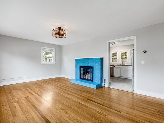 5th image of 223 Fayetteville St
