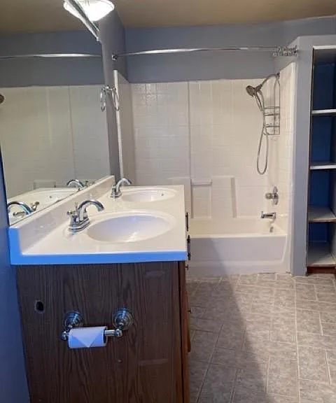 740 Berg Ct NW — Photo 23