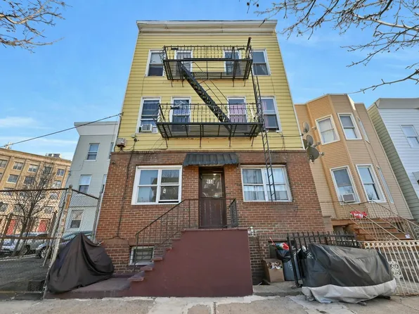 614 Kennedy Boulevard image 1 of 8