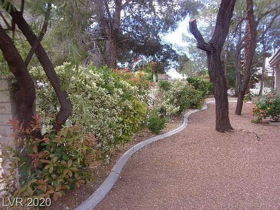 4th image of 5448 Desert Paradise Dr