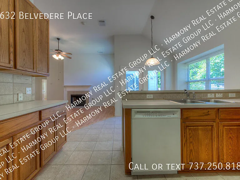 1632 Belvedere Pl — Photo 8