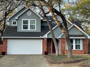 1222 Circle View Ct, Grapevine, TX 76051