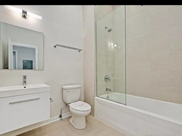 6536 W Shakespeare Ave Unit 3W, Chicago, IL 60707