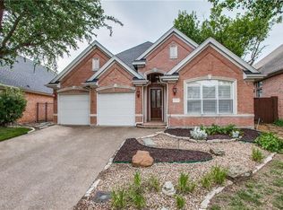 3820 Park Pl, Addison, TX 75001