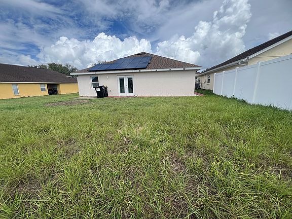4th image of 237 Somerset Dr