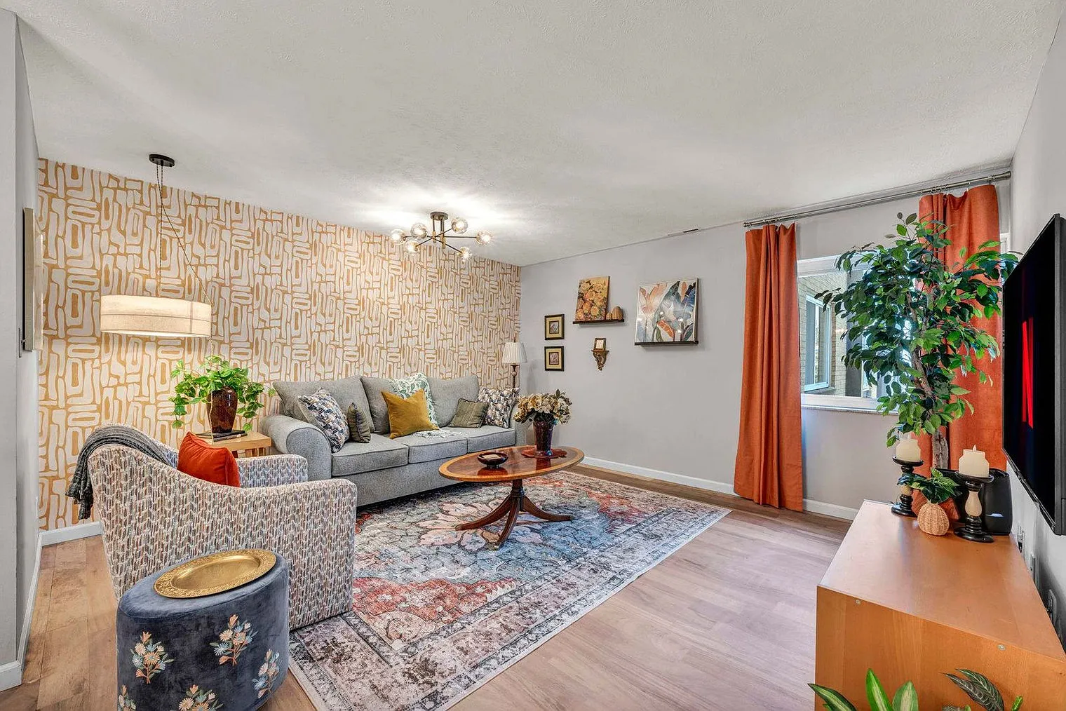 1 bed, 1.0 bath, 602 sqft, $2,212 — Photo 1
