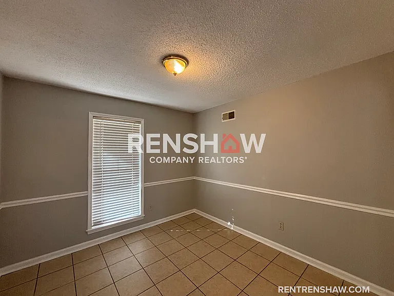 6358 Misty Crest Cv — Photo 4