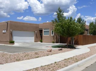 1569 Kokosori Ln, Santa Fe, NM 87507