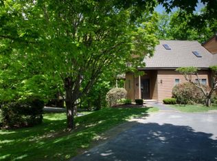 1140 Murphys Rd #D, Hartford, VT 05047