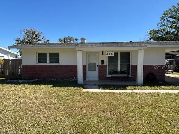 4531 Shore Acres Blvd NE, Saint Petersburg, FL 33703