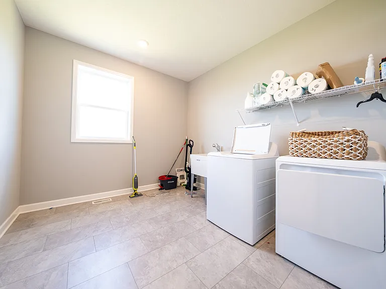 6644 Coach House Ln — Photo 14