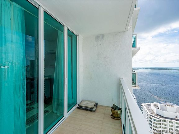 2nd image of 950 Brickell Bay Dr APT 3303