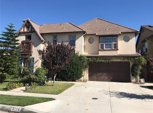 2775 N Stone Pine Gln, Santa Ana, CA 92706
