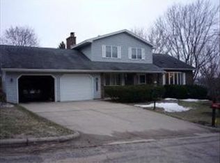 324 Junes Ln, Holmen, WI 54636