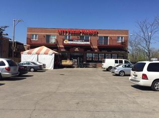 3201 W Devon Ave, Chicago, IL 60659