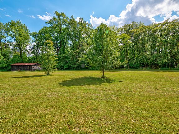 4th image of 2262 Valleydale Rd