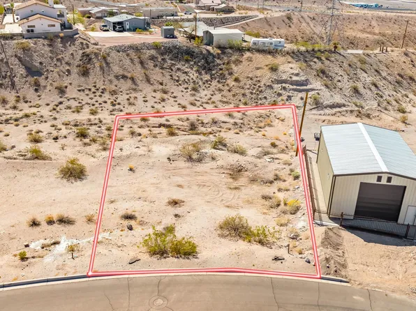3048 Hickory St, Bullhead City, AZ 86429