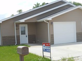 4617 13th St, Columbus, NE 68601