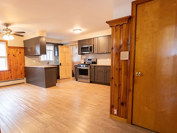 3rd image of 1089 Plainfield St #2
