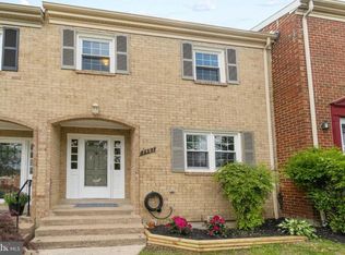 7483 Jayhawk St, Annandale, VA 22003