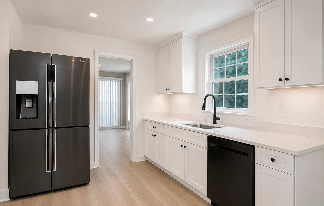 4 bed, 3454 sqft, $5,495 — Photo 4