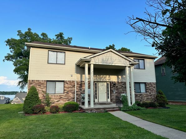 567 N Riverside Ave #1