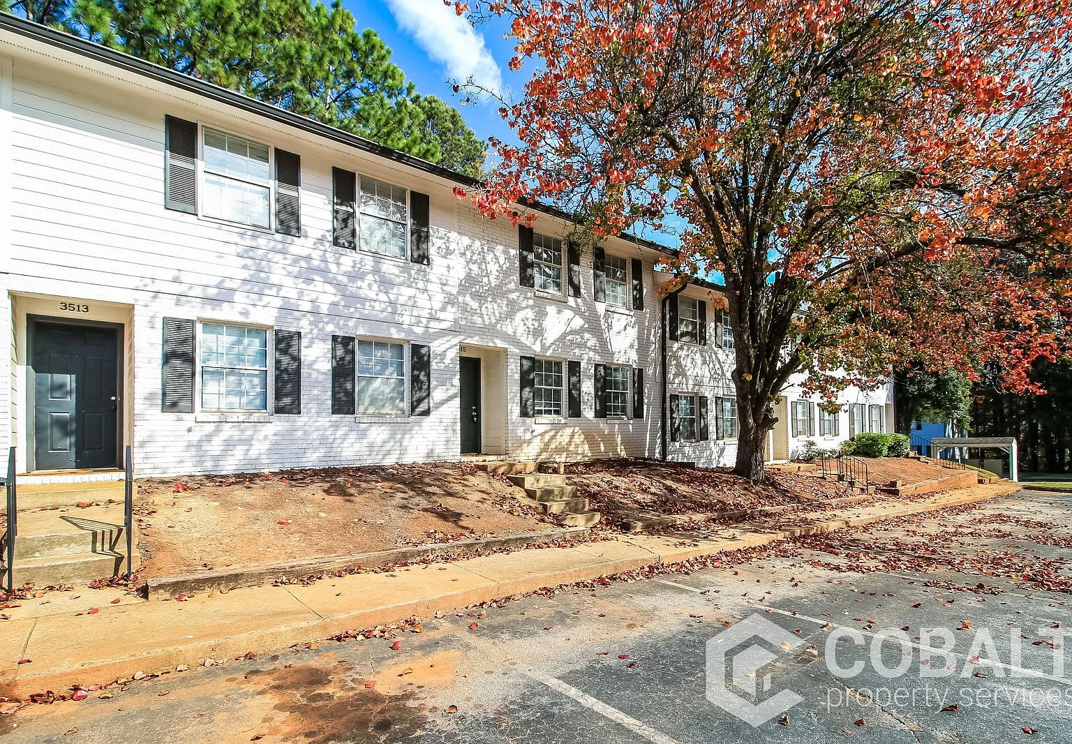 2 bed, 1.5 bath, 1250 sqft, $1,300 — Photo 1