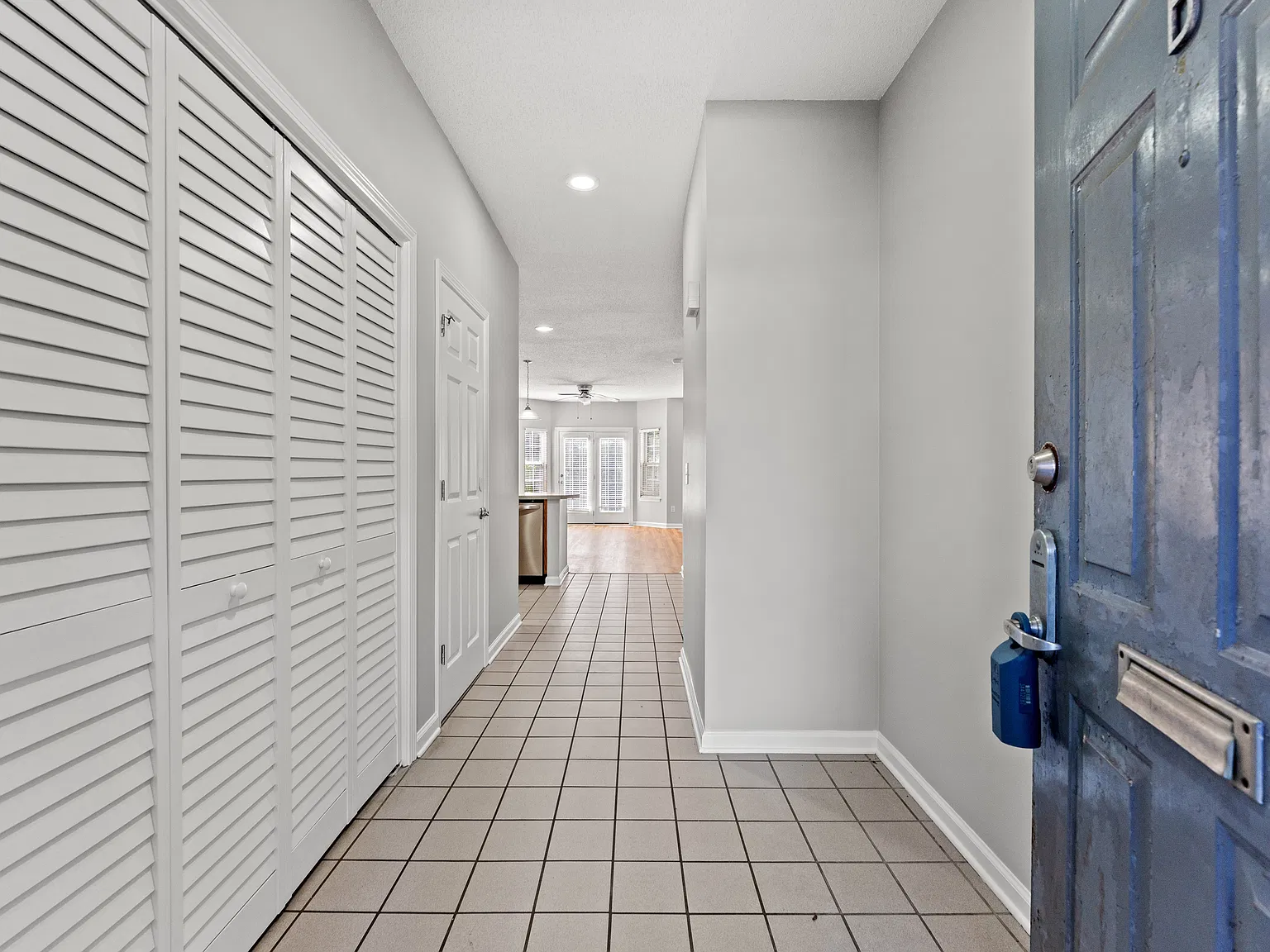 4542 Girvan Dr — Photo 3