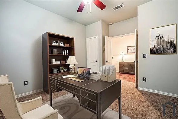 1605 Oak Brook Ln — Photo 12
