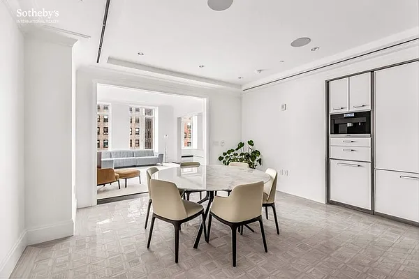 Rented by Sotheby's International Realty | media 17