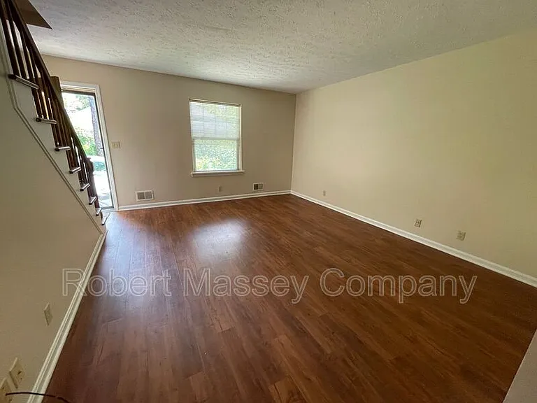 2853 Grinstead Dr #2853GRI-2 — Photo 4