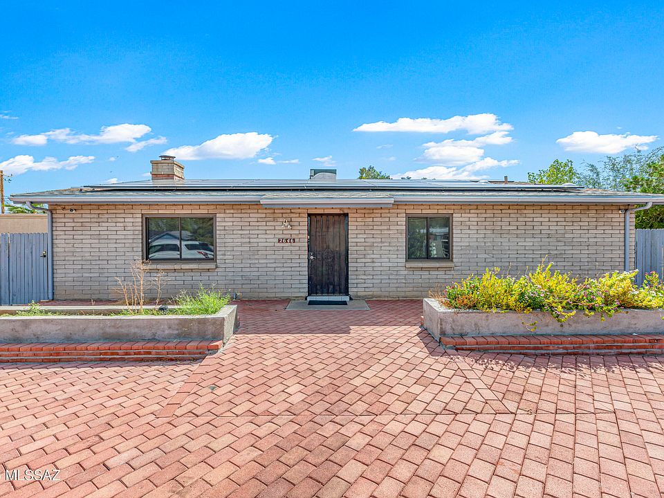 1st image of 2646 N Haskell Dr