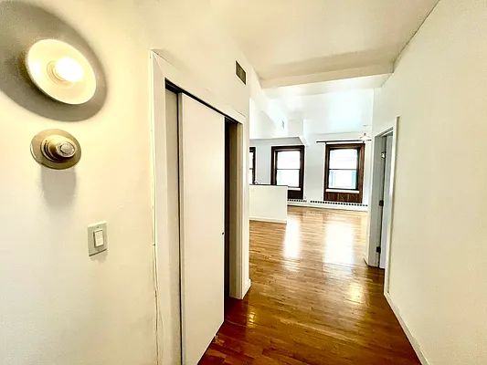Rented by Pear NYC LLC | media 26