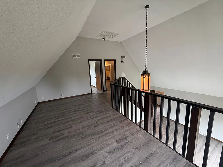 4284 Jefferson St — Photo 45
