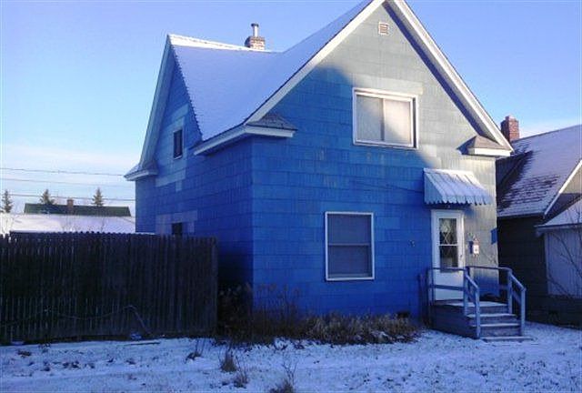 1st image of 104 N 66th Ave W