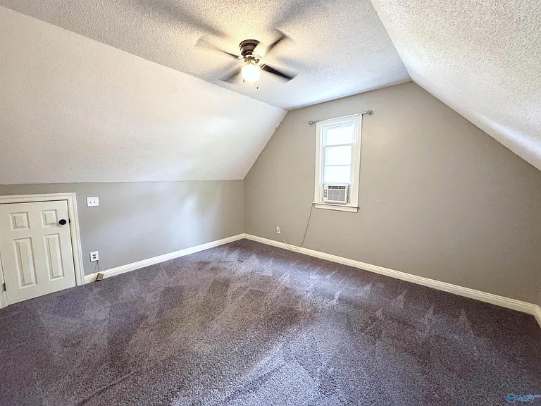 192 Rosecliff Dr — Photo 42