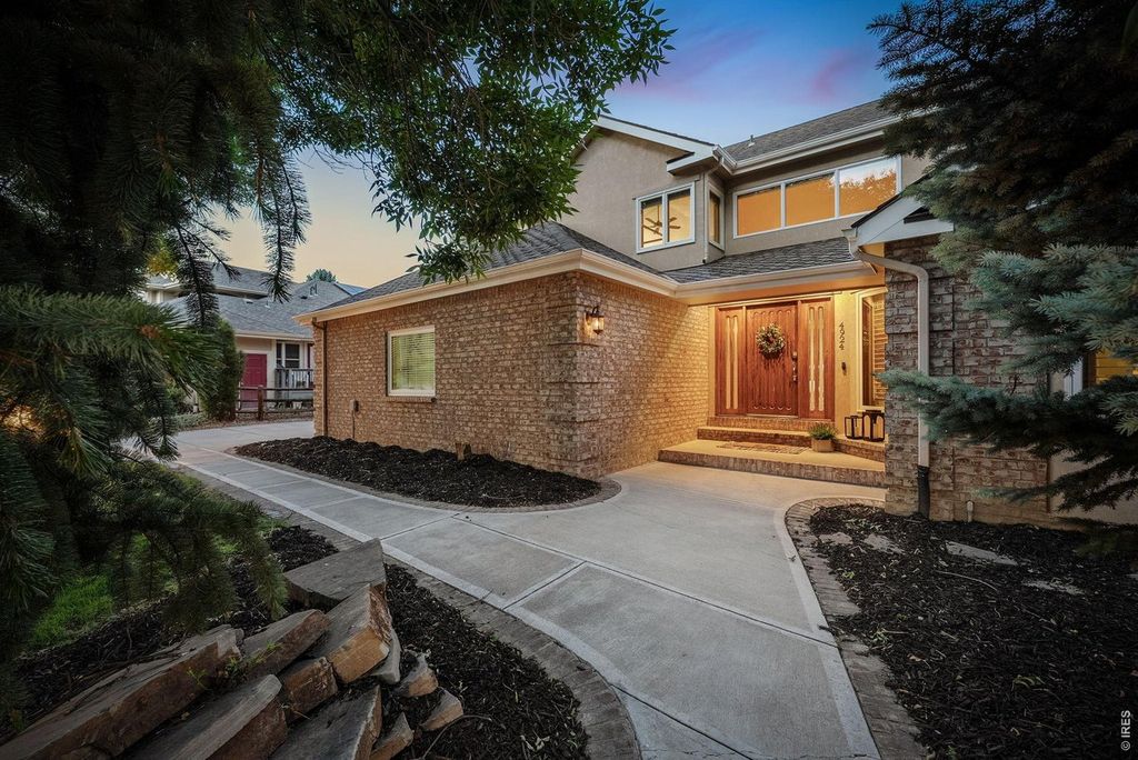 4924 Hinsdale Dr