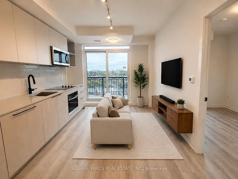 1185 Dupont St #1015 — Photo 1