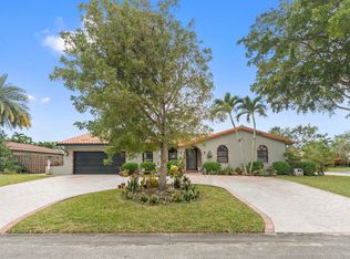 8582 NW 20th Ct, Pompano Beach, FL 33071