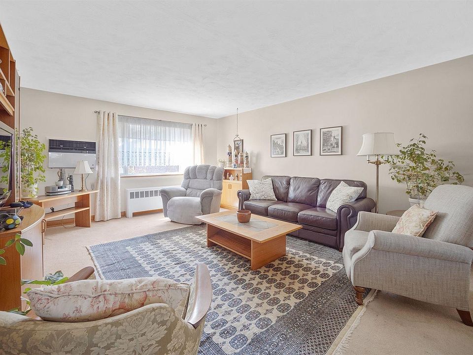 1st image of 209-65 18th Avenue 2nd fl