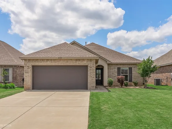 2122 Kayden Jay Dr, Bossier City, LA 71112