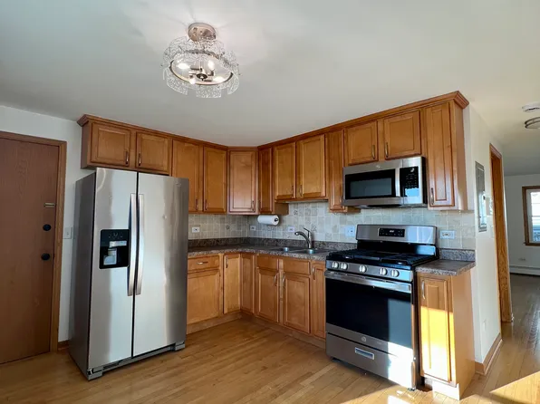 8548 W Lawrence Ave Unit 2B, Norridge, IL 60706