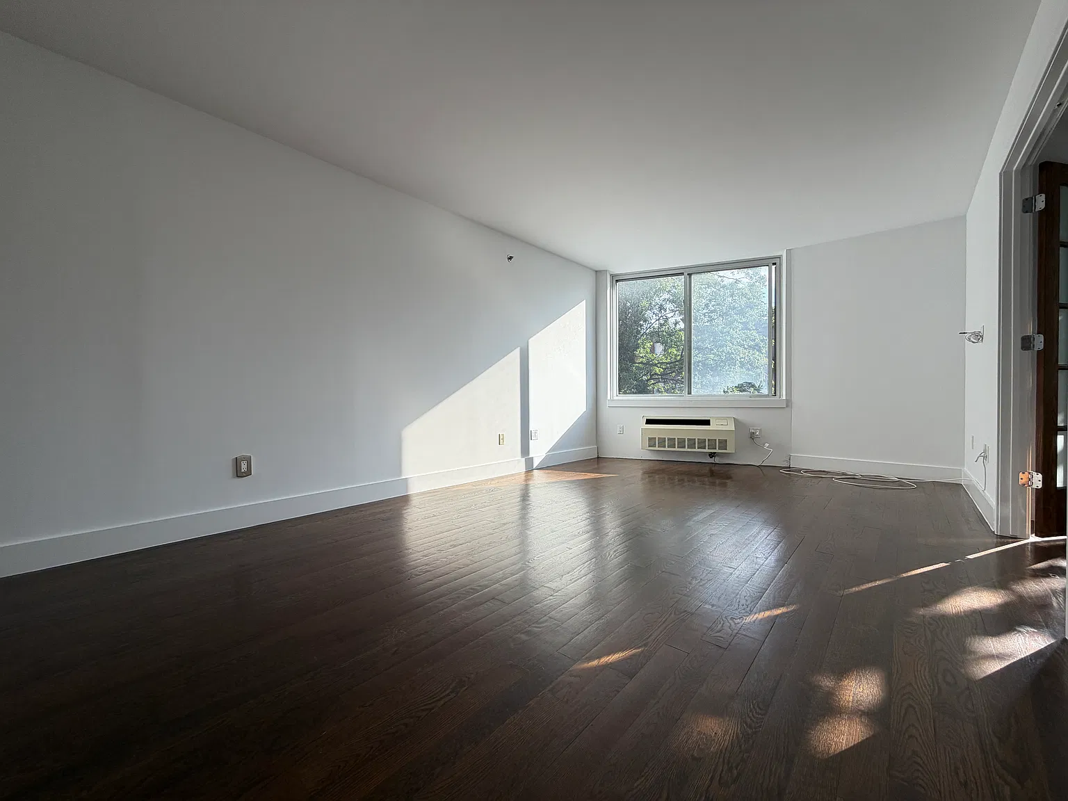 160 East 117th Street — Photo 2