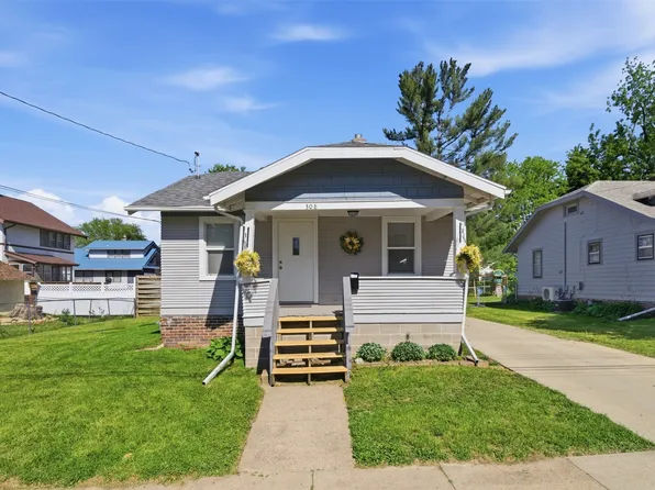 308 W 8th St S, Newton, IA 50208