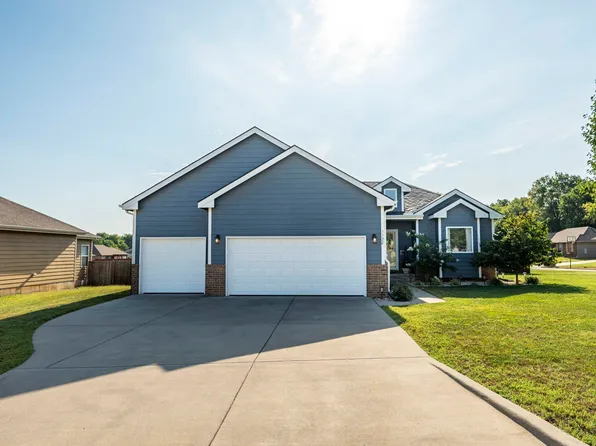 1128 N Blackstone Avenue, Republic, MO 65738