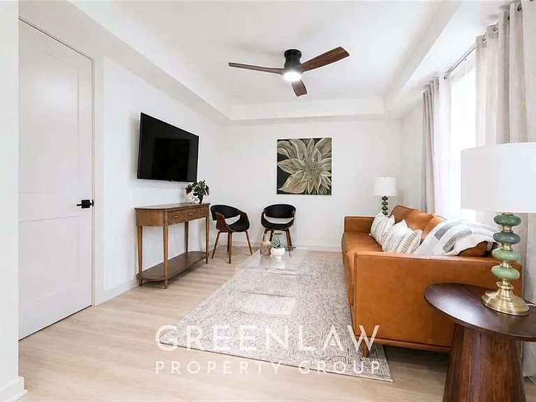 3250 Wynn Dr — Photo 4