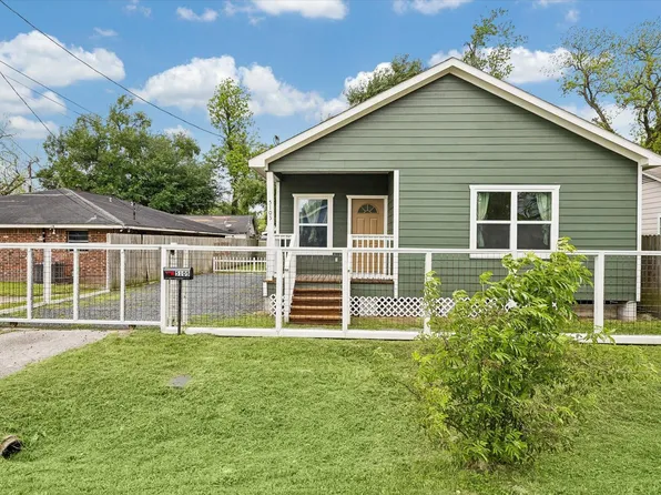 5105 Chapman St, Houston, TX 77009